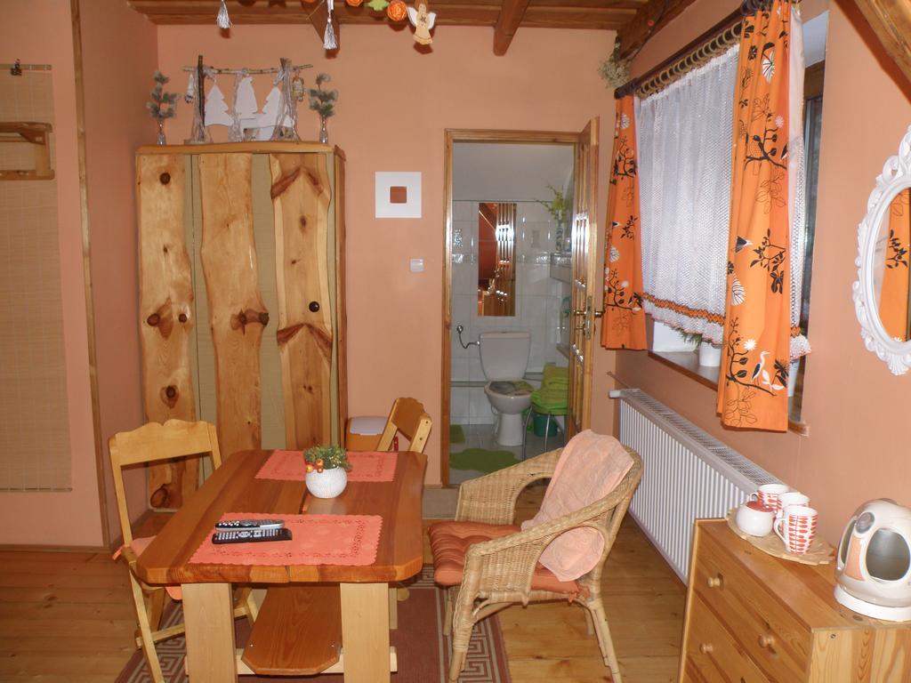 Ranczo Frodyma Bed and Breakfast Stronie Śląskie Exteriör bild