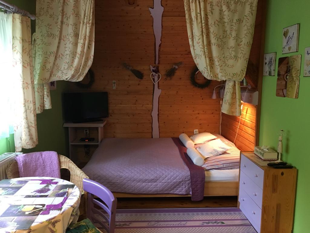 Ranczo Frodyma Bed and Breakfast Stronie Śląskie Exteriör bild